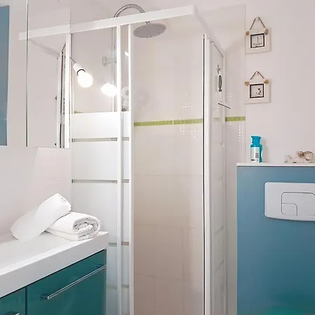 Les Pins-15 By Interhome
